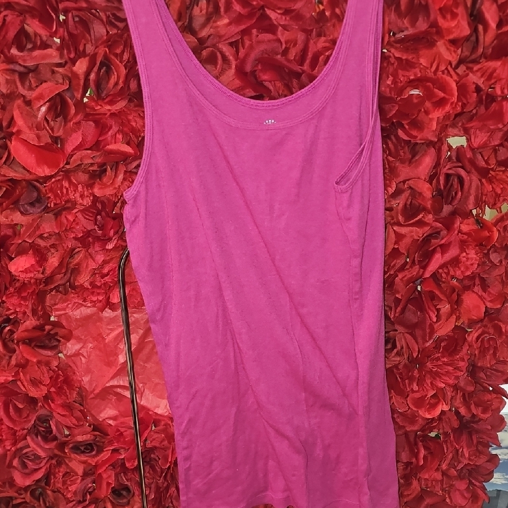 Old Navy Women's Fuchsia Tank Top Size Large